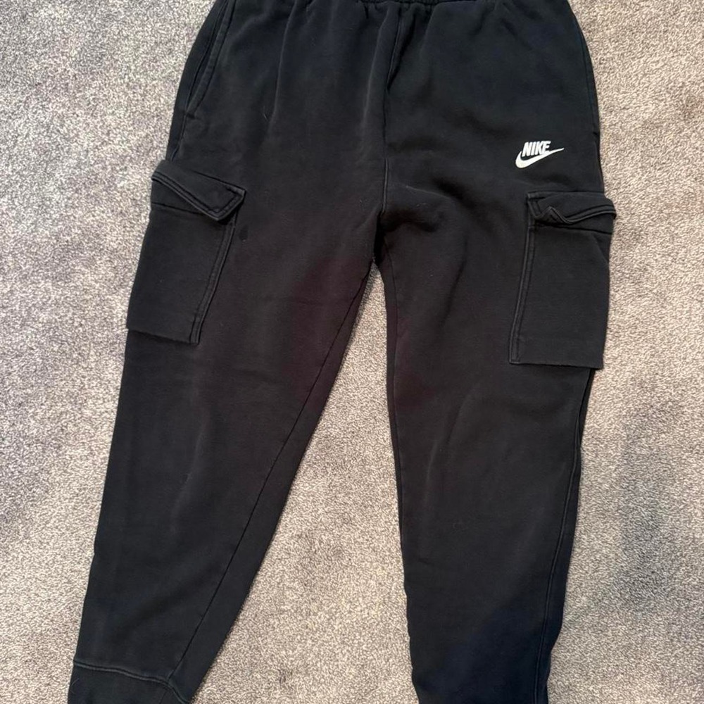 Men's Black Nike Joggers with Pockets